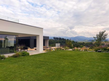 lanaturo-jan-konecny-zahradny-architekt-zahrada-s-workoutom